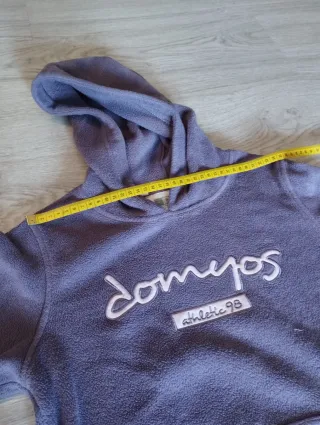 Forro polar con capucha