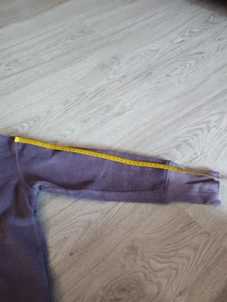 Forro polar con capucha