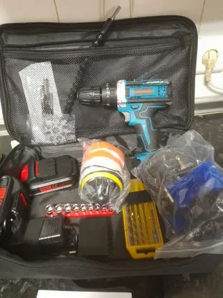 Taladro Inalámbrico con 2 Baterías y Accesorios