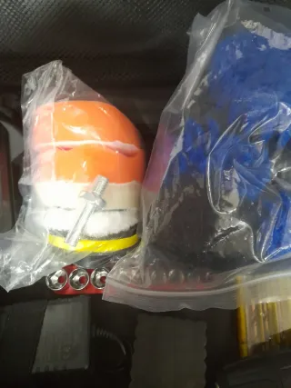 Taladro Inalámbrico con 2 Baterías y Accesorios