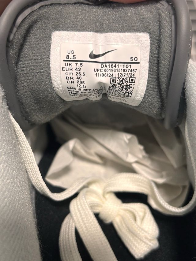 Nike Air Max 90 Gris y Blanco