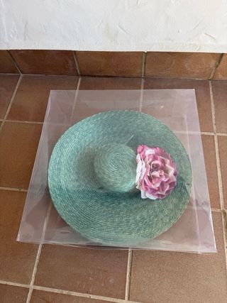 Pamela elegante verde con flor rosa sin usar !!!!