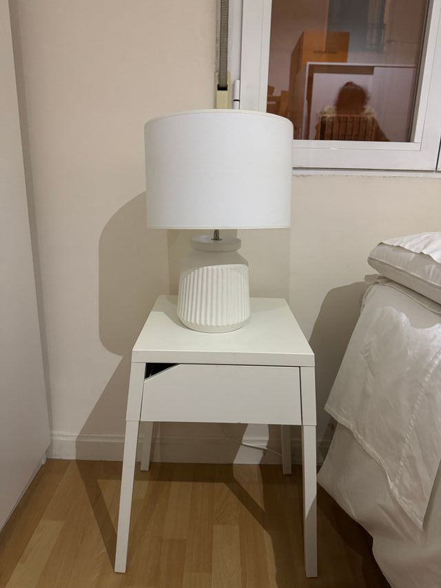 2 Mesas Auxiliares Blancas