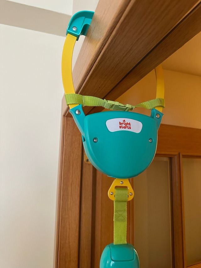 Columpio de puerta Bright Starts