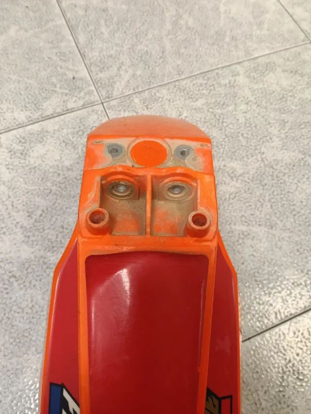 Guardabarros delantero KTM naranja