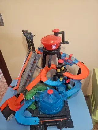 Pista Hot Wheels Cocodrilo