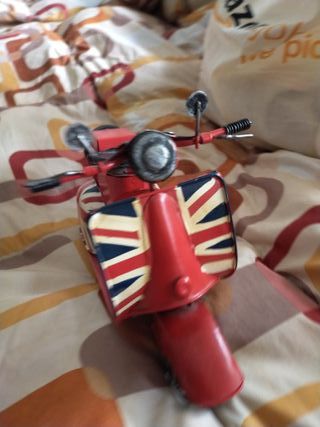 Moto Vespa Juguete Antiguo Bandera Inglesa de 30 c