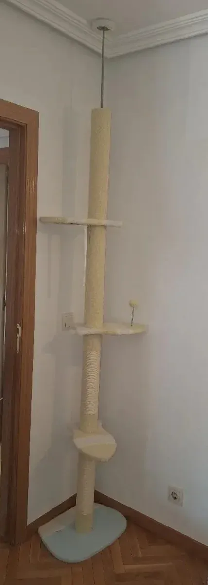Árbol rascador para gatos