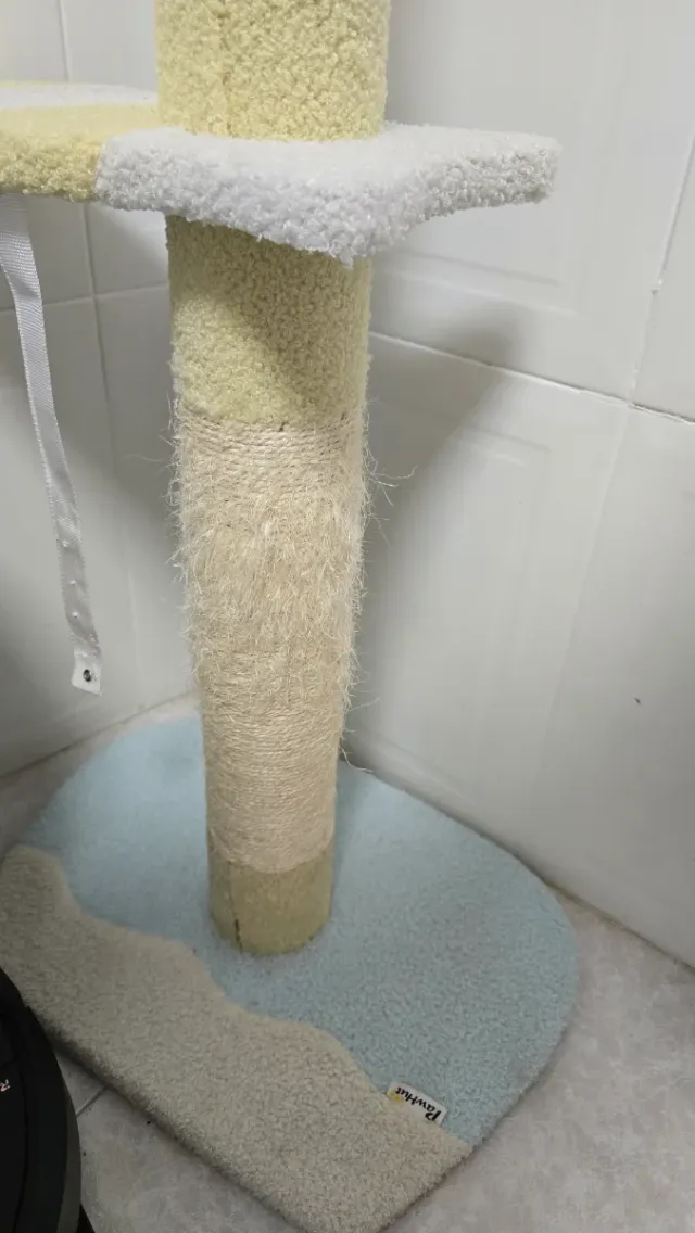 Árbol rascador para gatos