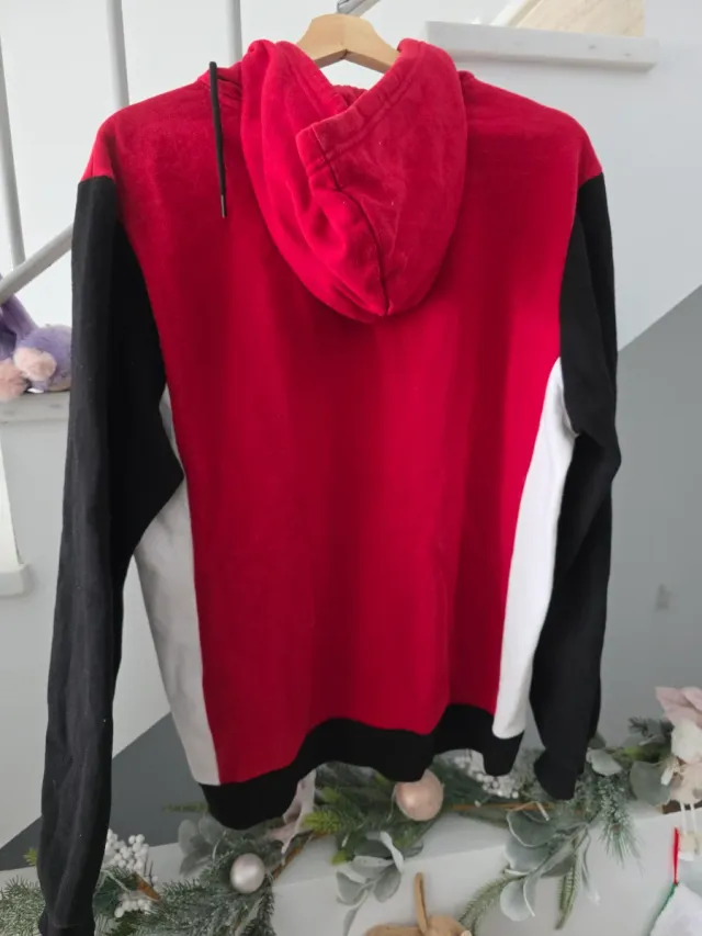 Sudadera Guess Hombre Roja Negra Blanca