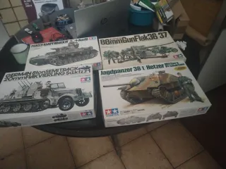 Lotto Tamiya: 4 modelli di carri armati