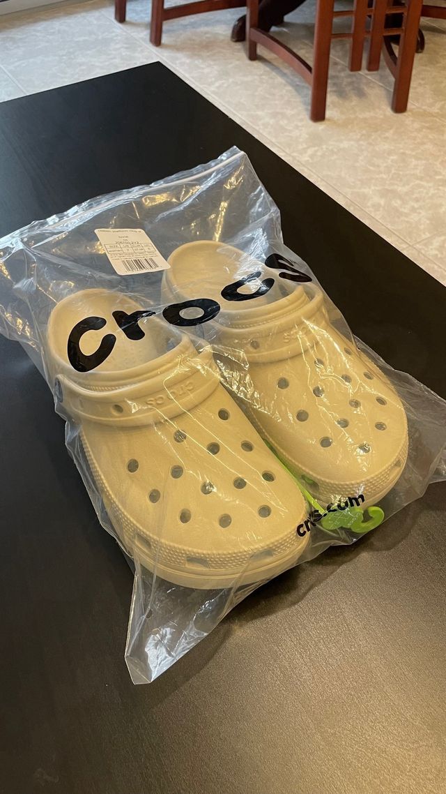 Crocs Beige Talla 37-8 Mujer plataforma