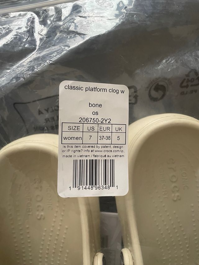 Crocs Beige Talla 37-8 Mujer plataforma