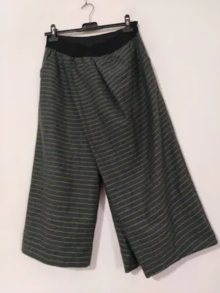Pantaloni ampi grigi righe verdi taglia M