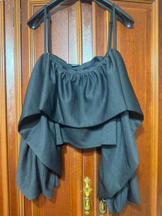 Top Asos volantes manga larga negro T.52