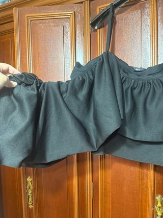 Top Asos volantes manga larga negro T.52