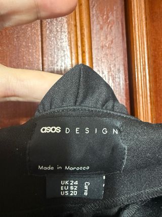 Top Asos volantes manga larga negro T.52