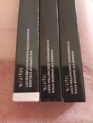 Set Mary Kay: 2 Sombras y 1 Delineador