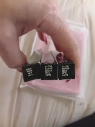 Set Mary Kay: 2 Sombras y 1 Delineador