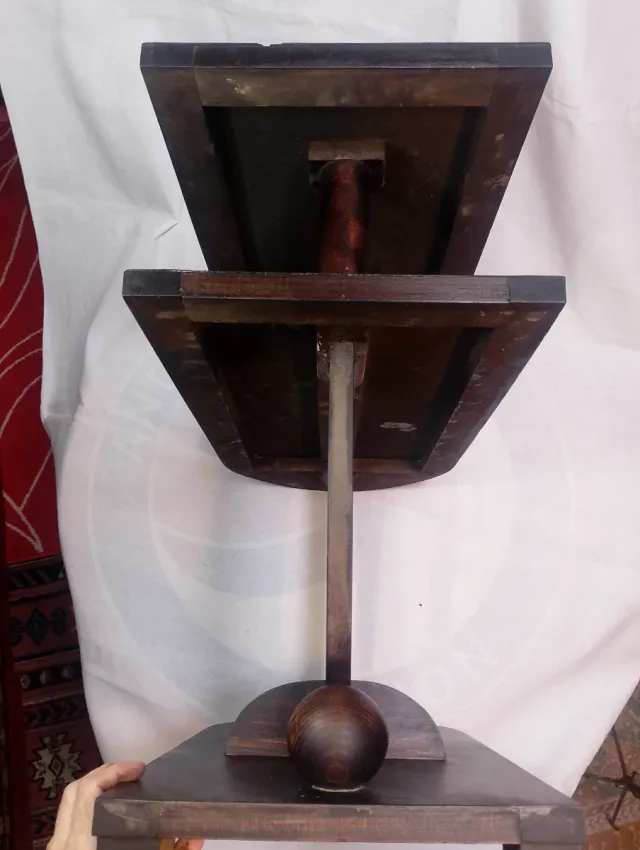 Mesa Auxiliar Art Decó Madera Años 60.