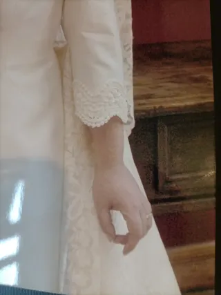 Vestido Novia y mantilla  Pronovias Alta Costura.