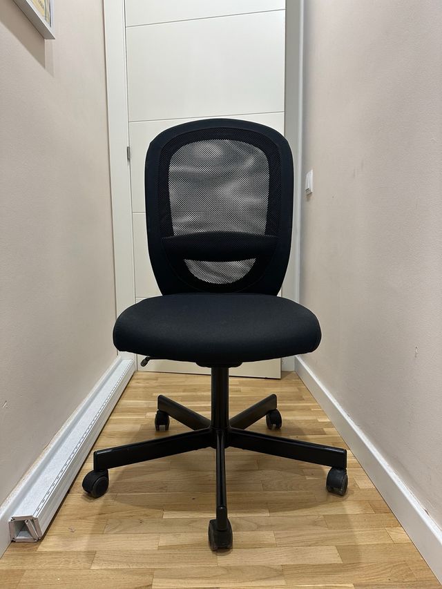 Silla de escritorio negra