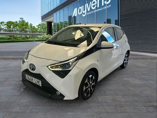 Toyota Aygo 1.0 70 x-play 53 kW (72 CV)