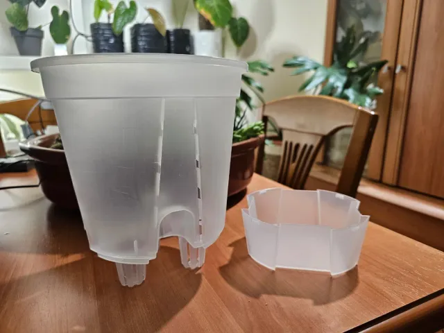 Maceta autorriego transparente 18cm