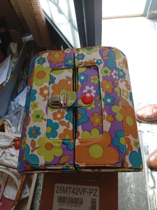 Costurero vintage flores multicolor