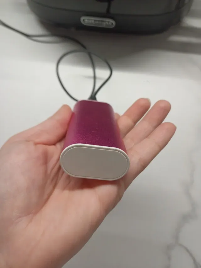 Power Bank Fuxia 20000mAh con cavo