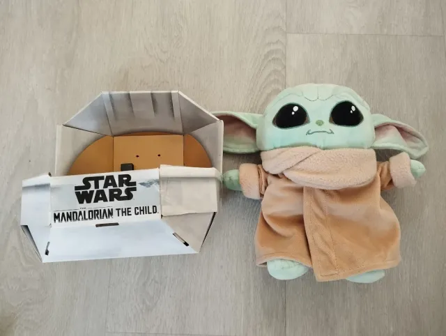 Peluche Baby Yoda Star Wars Mandalorian