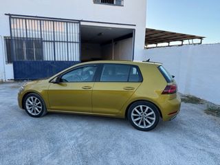 Volkswagen Golf VII