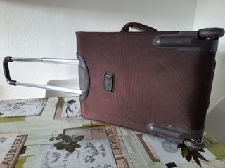 Maleta Jesús del Pozo marrón