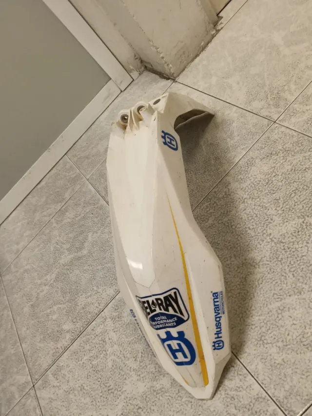 Guardabarros delantero Husqvarna Bel-Ray