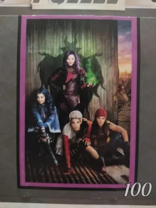 Puzzle Descendientes 100 Piezas