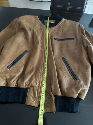 Chaqueta de cuero marrón