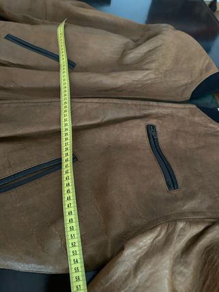 Chaqueta de cuero marrón