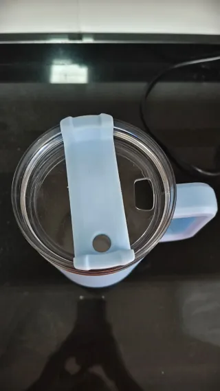 Vaso térmico azul con asa