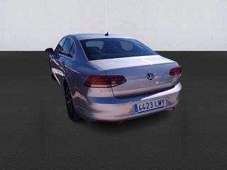 Volkswagen Passat Executive 2.0 TDI 90 kW (122 CV) DSG