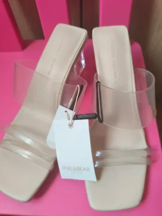 Sandalias Pull&Bear transparentes beige 36