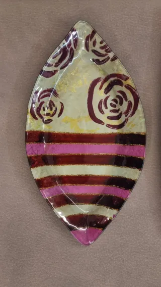 Piatti decorativi  in vetro