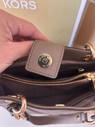 Bolso Michael Kors Marrón y Dorado original