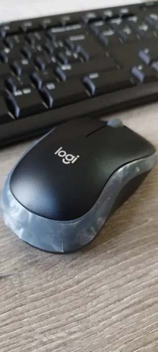 Teclado y ratón inalámbricos Logitech MK270. Nuevo