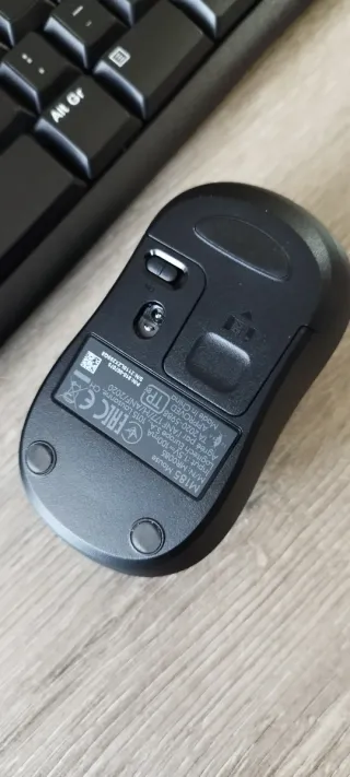 Teclado y ratón inalámbricos Logitech MK270. Nuevo