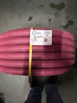 tres rollo Tubo corrugado PVC 2-40 mm y 1 - 20 mm