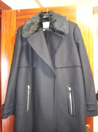 Abrigo Mango Negro Talla L