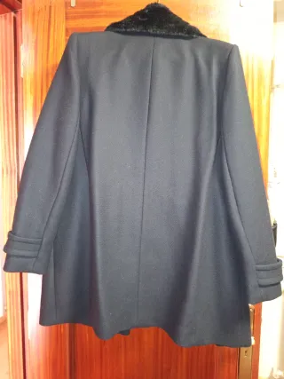 Abrigo Mango Negro Talla L