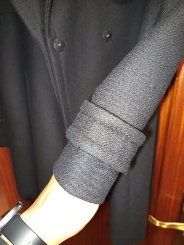 Abrigo Mango Negro Talla L