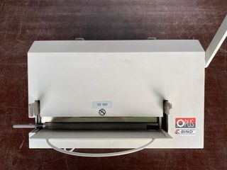 Máquina Encuadernadora OPUS CB 300