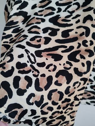 Camisa Leopardo Stradivarius Talla M